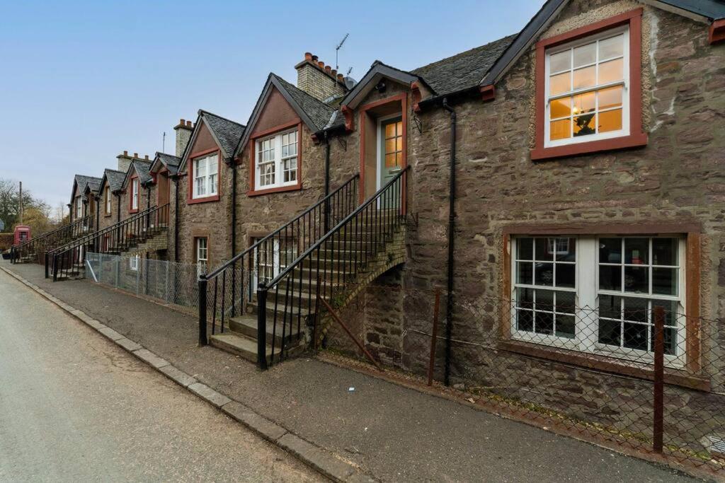 The Old Deanston Workers Cottage Doune Eksteriør billede